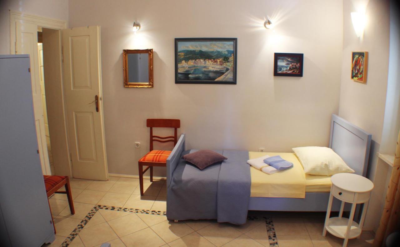 Adagio Theatre Apartment Split Exterior foto